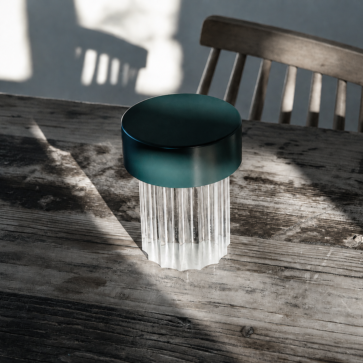 Portable Architectural LED Table Lamp | Modern Cordless Illumination – Matte Green